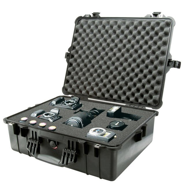 Pelican 1600 Large Protector Case Black