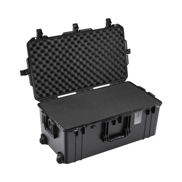 Pelican 1626 Air Case w/ Foam Black